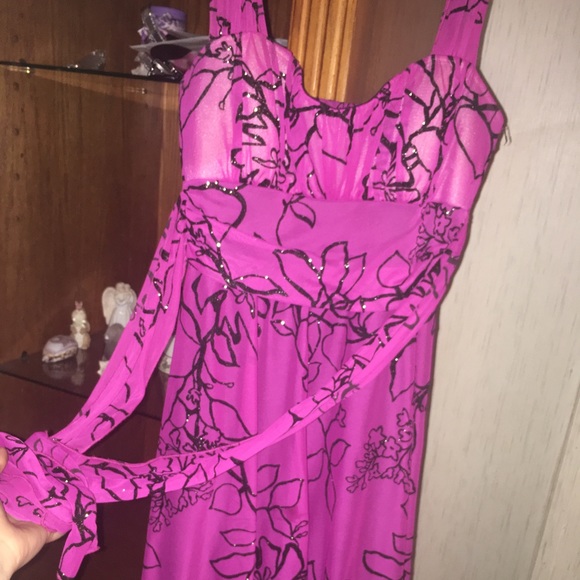 Pink and black dress, worn once, knee length - Picture 2 of 3
